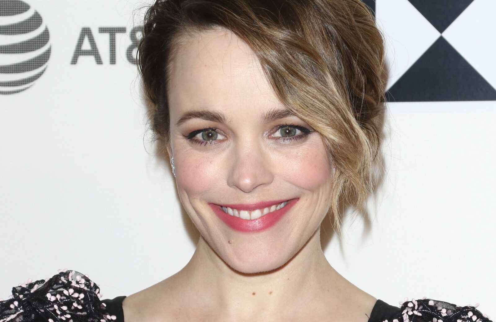 Rachel McAdams Goes Viral for Wearing Breast Pump in High Fashion Shoot ...