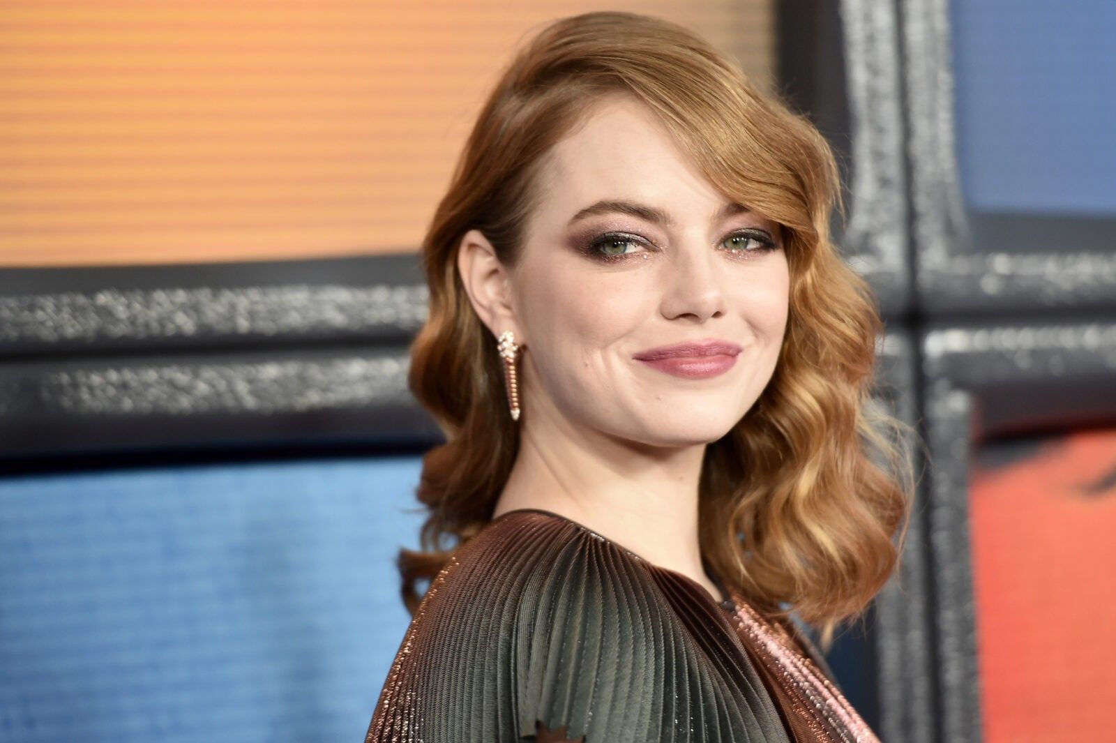 Emma Stone Encourages People to Keep Talking About How they Feel - NewBeauty