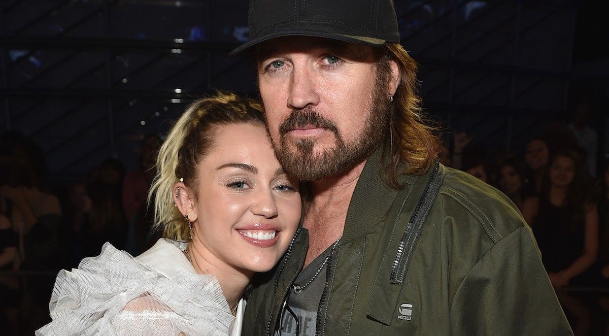 1200px x 662px - How Miley Cyrus Repaired Relationship With Billy Ray Cyrus | Goalcast