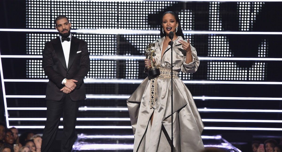 When Rihanna Broke His Heart, Drake Had a Life-changing Realization ...